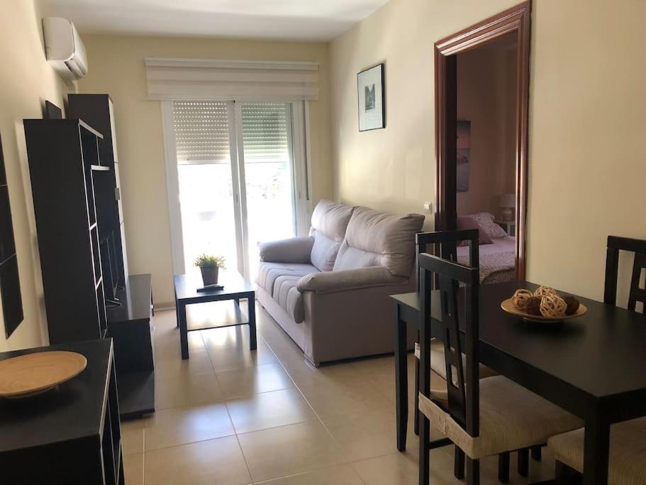 Apartamento En Primera Linea De Playa El Palo Malaga Exterior photo